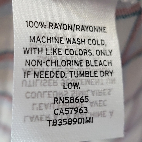 Treasure & Bond NWT Cold Shoulder Button Down, Size Medium - Picture 7 of 10